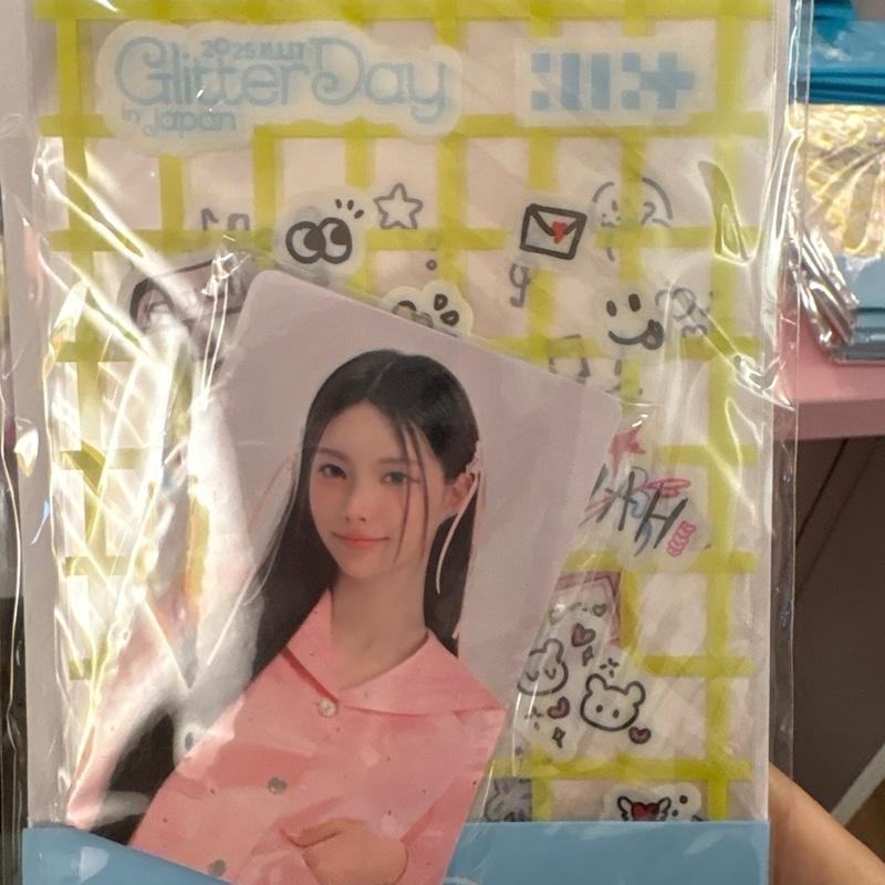Illit - 2025 Glitter Day in Japan Merchandise