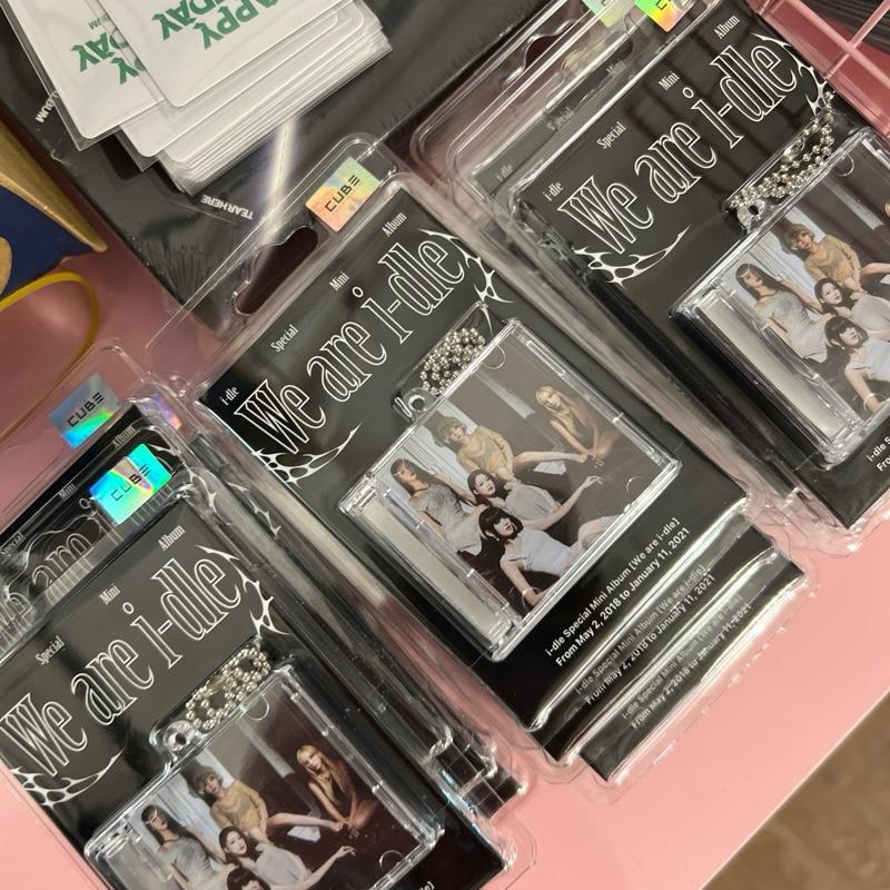 I-dle : We Are Albums & POB