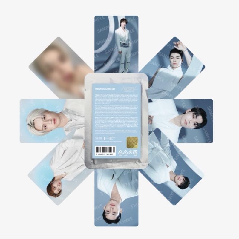 Seventeen -  World Tour New Trading Cards