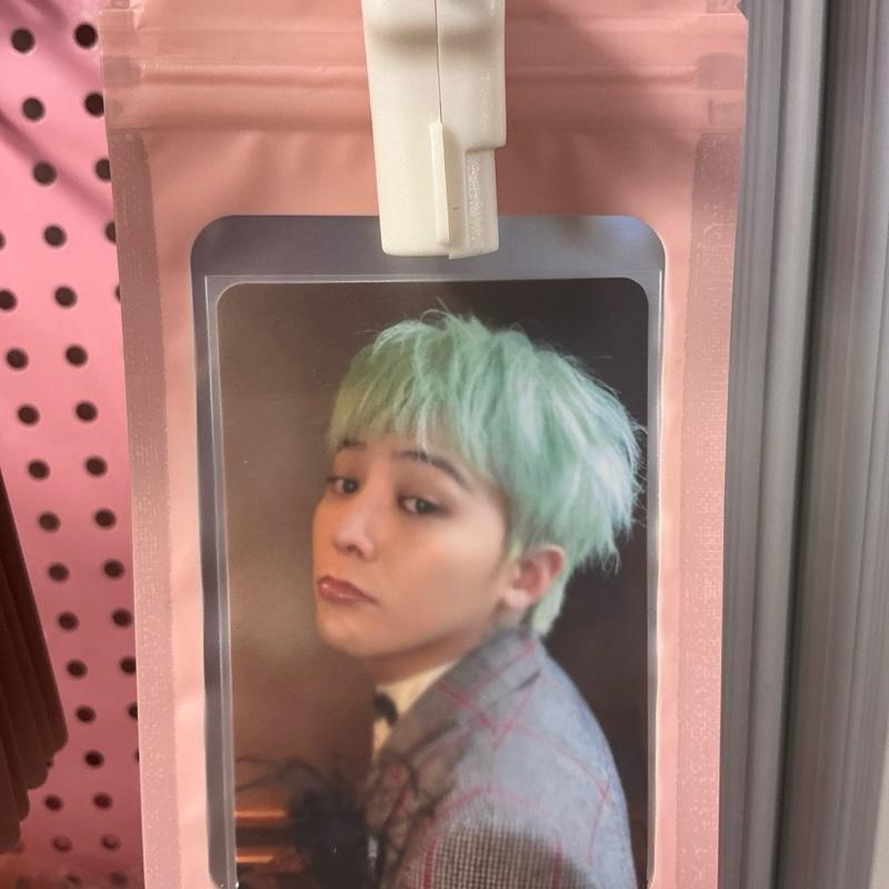 G-dragon - Ubermensch Apple Music POB